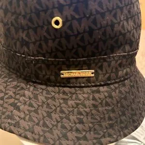 Michael Kors | Accessories | Nwt 88 Michael Kors Size Os  display picture 1